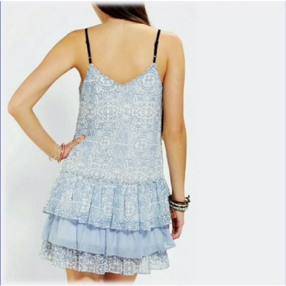 BAND OF THE GYPSIES BY URBAN OUTFITTERS RUFFLE FLORAL DRESS SIZE MEDIUM - Picture 6 of 12